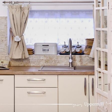 Uppermill Suite #3 Печ Екстер'єр фото